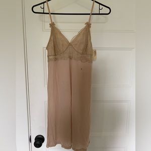 Aerie Lace Nightgown size M